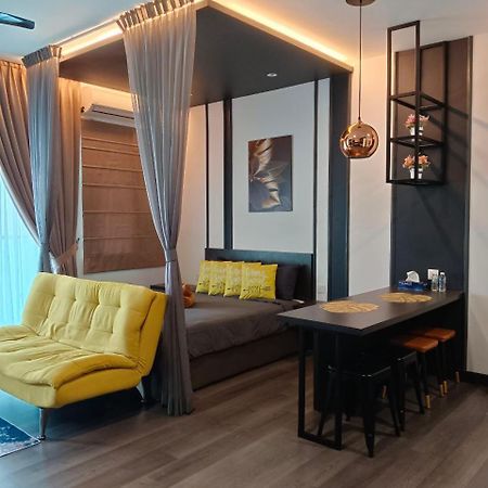 SARI Homestay Vista Bangi Luaran gambar