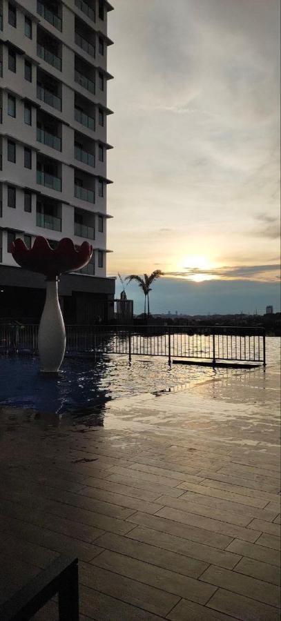 SARI Homestay Vista Bangi Luaran gambar